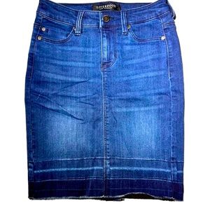 Liverpool Los Angeles denim pencil skirt NEW w/o tags (0/25)